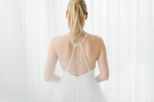 robe-de-mariee-sur-mesure-mariage-paris-toulouse-atelier-swan-courte-love-and-dance-danse