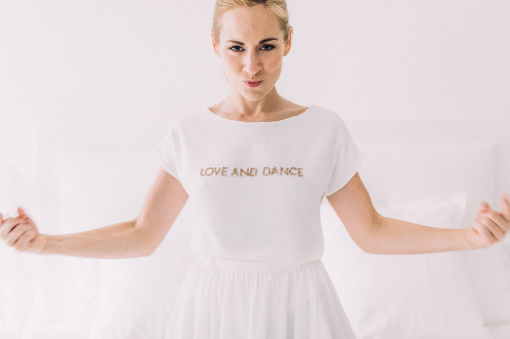robe-de-mariee-sur-mesure-mariage-paris-toulouse-atelier-swan-courte-love-and-dance-danse