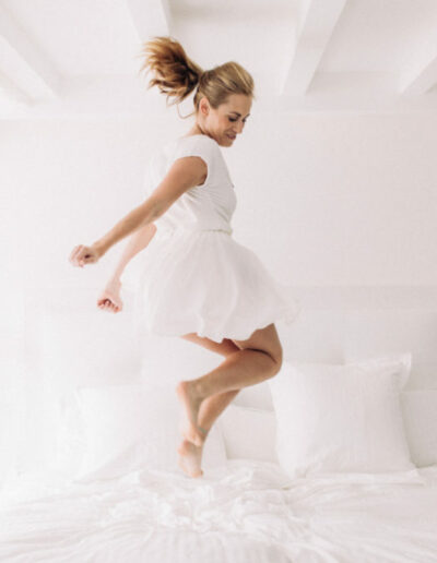 robe-de-mariee-sur-mesure-mariage-paris-toulouse-atelier-swan-courte-love-and-dance-danse
